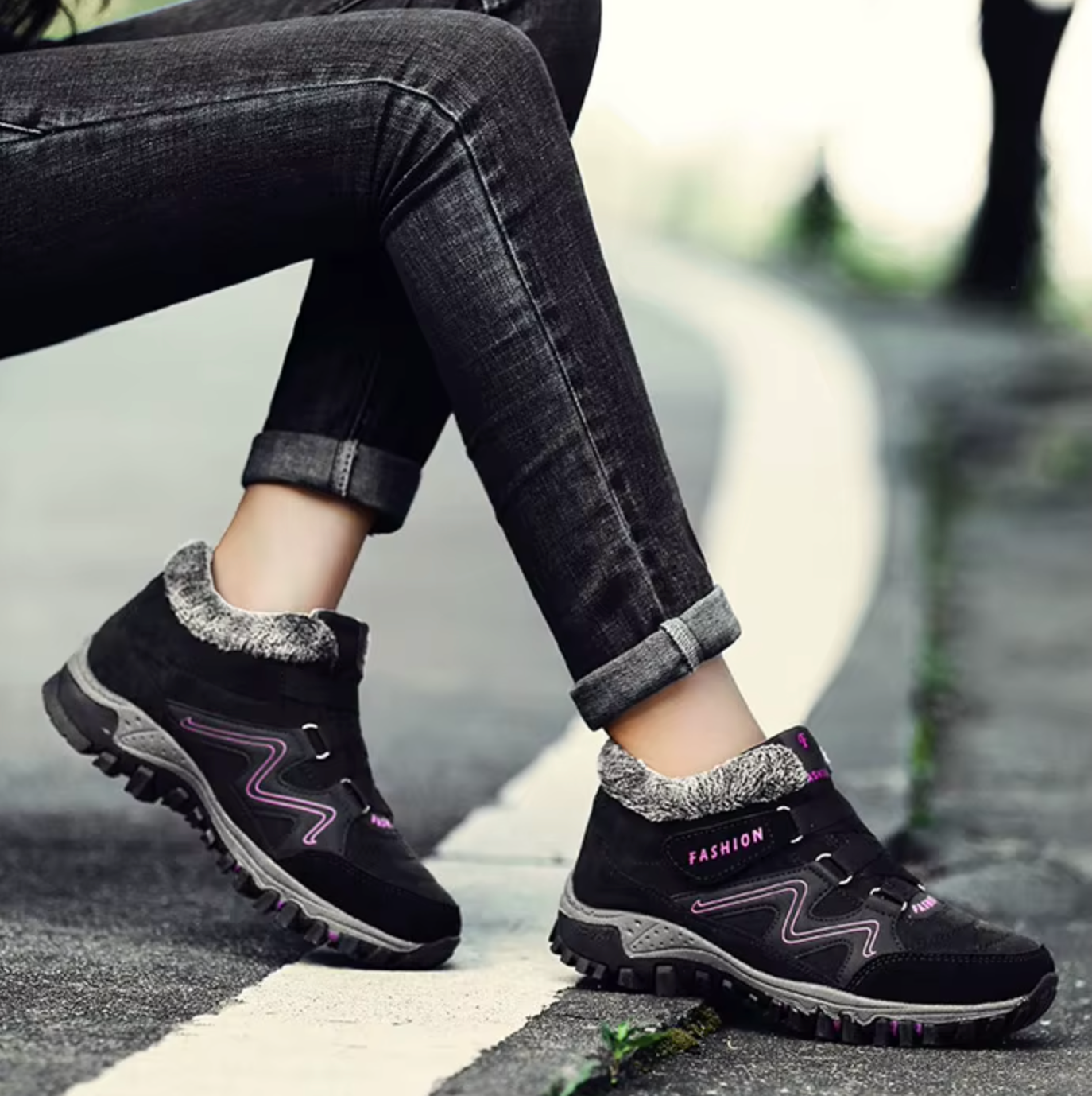 WinterGuard™ Orthopedic Snow Boots for Wide & Sensitive Feet - Waterproof & Warm